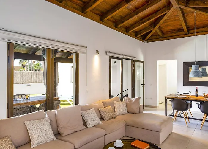 Papagayo Deluxe By * كوراليهو