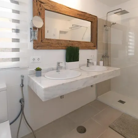 Papagayo Deluxe By * Corralejo