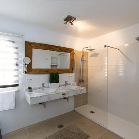 Papagayo Deluxe By Corralejo